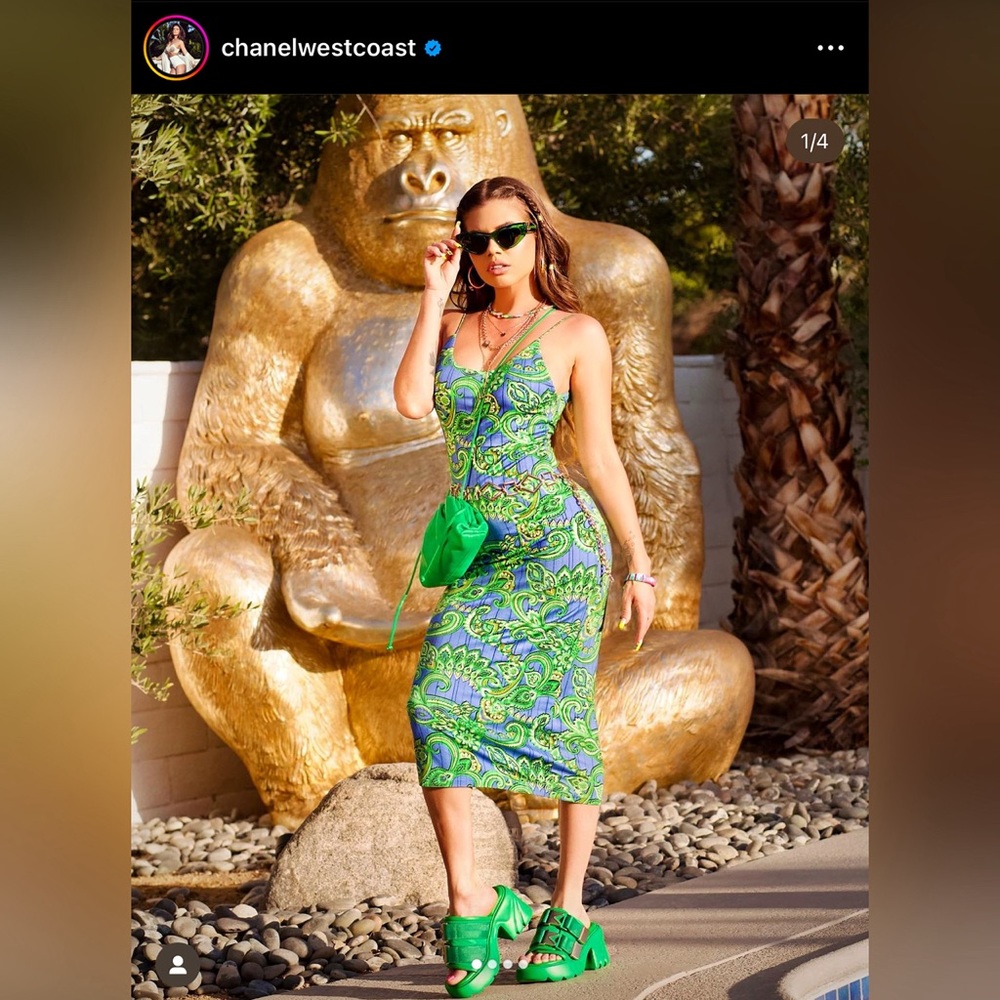 Alice + Olivia Delora Blue Green Paisley Spaghetti Strap Midi Dress - Picture 6 of 16
